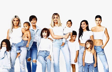 Christmas Snap Of Kardashian Family Sparks Speculation Kylie Is ‘Actually’ Pregnant