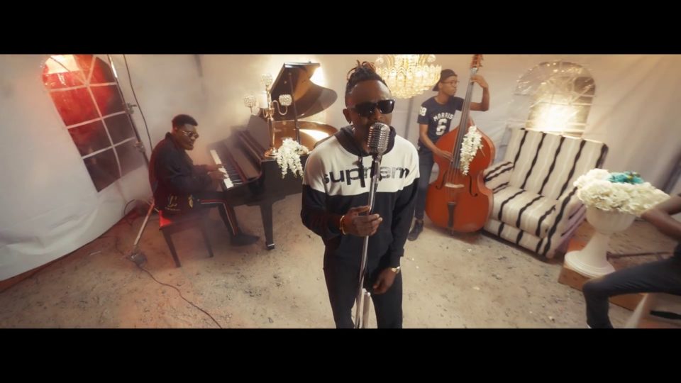 VIDEO: Sean Tizzle – Wasted (Acoustic Version)