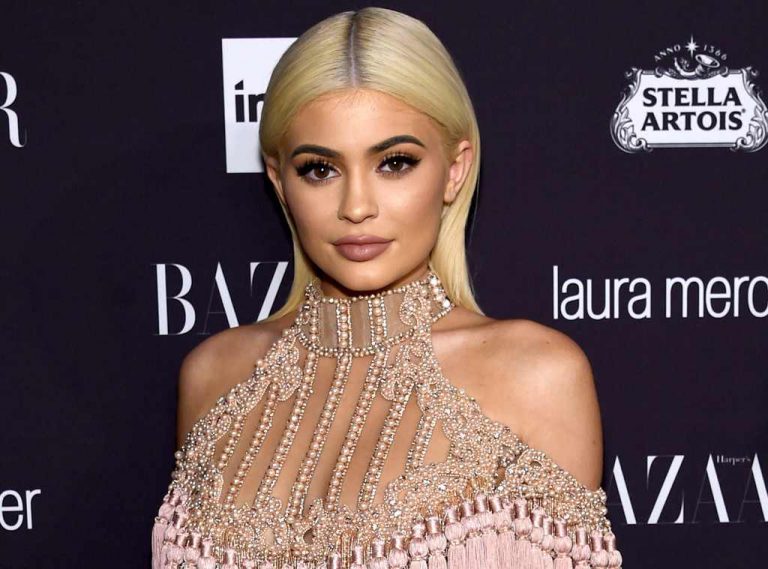 Kylie Jenner Welcomes Baby Girl And Reveals Why She Kept Her Pregnancy A Secret