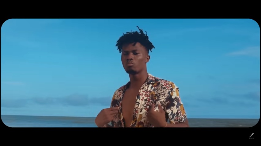 VIDEO: Kwesi Arthur ft. KiDi – Don’t Keep Me Waiting