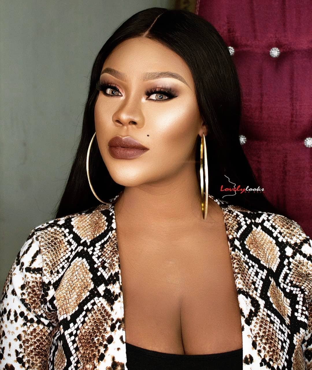 Daniella Okeke Looks Radiant In Snake Cloth Outfit