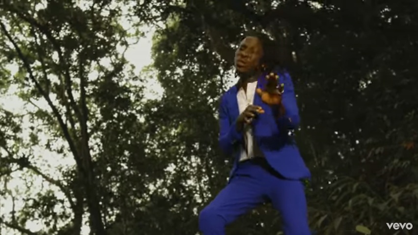 VIDEO: Stonebwoy – Feeling Lonely ft. I-Octane