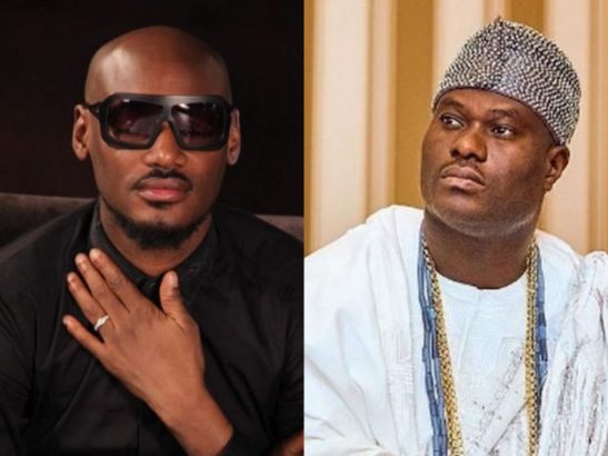 [VIDEO] 2Face Sings For The Ooni of Ife In His Palace