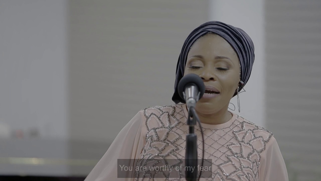 VIDEO: Tope Alabi & TY Bello – Iwo Lawa O Ma Bo