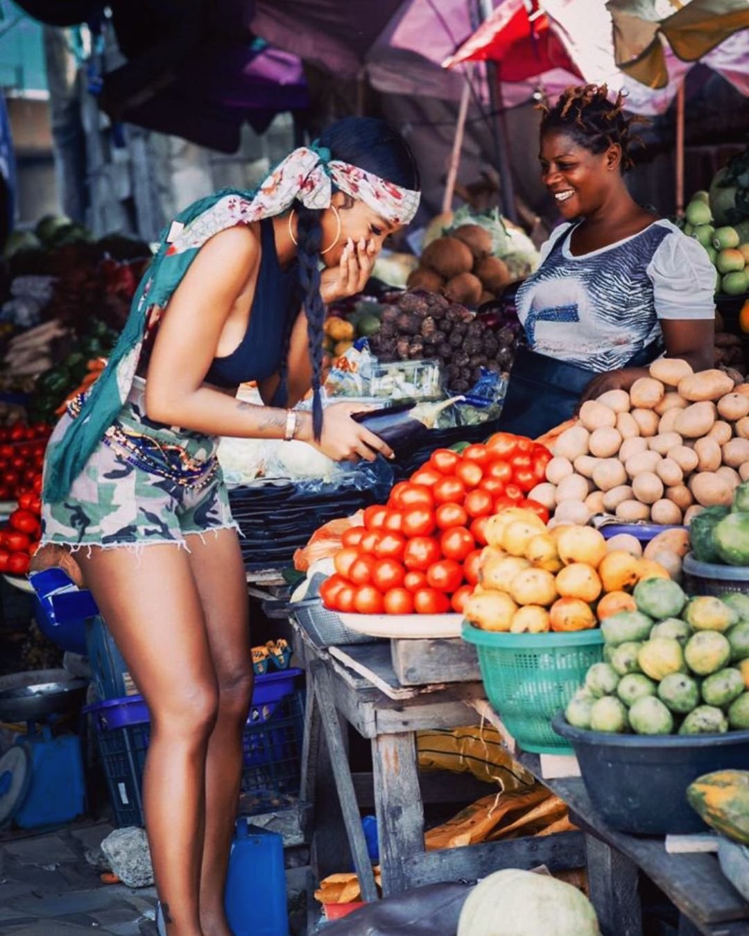 Tiwa Savage’s Market Photos Are Definitely Picture Goals