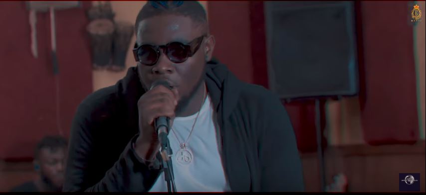 VIDEO: Cheekychizzy – Kokoma [Acoustic Version]