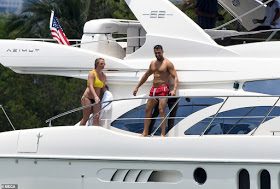 Britney Spears splashes away her worries as she goes on a yacht trip with younger boyfriend