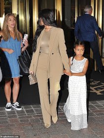 Kim Kardashian and daughter, North visit White House