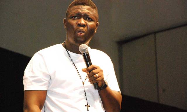 Fans Calls Seyi Law Out For Writing A Poem For Mike