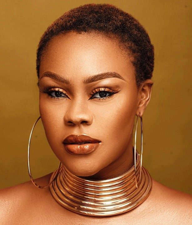 Daniella Okeke rocks low cut in new make up photos