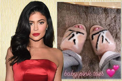 Kylie Jenner branded a ‘hypocrite’ for wearing fur slippers after Australian wildfires plea