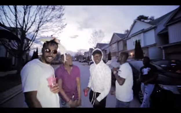 Ghanaian rapper Kwaw Kese drops a brand new single and video titled “Ghana Hot”.