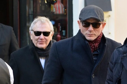 James Bond star, Daniel Craig loses father to liver cancer