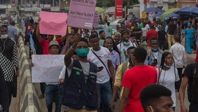 Just in : #EndSARS protesters dispersed in Lagos