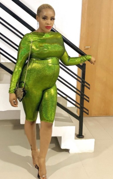 Actress, Uche Ogbodo flaunts her baby bump in new photos