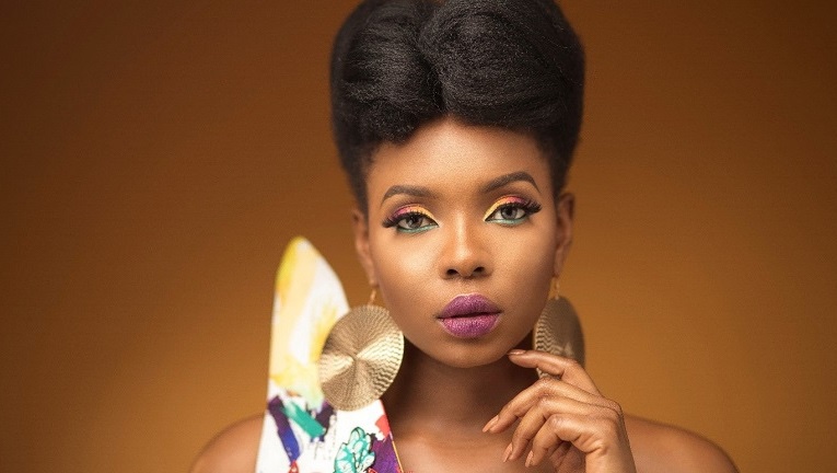 Yemi Alade CALLS out CBN over dollar curbs