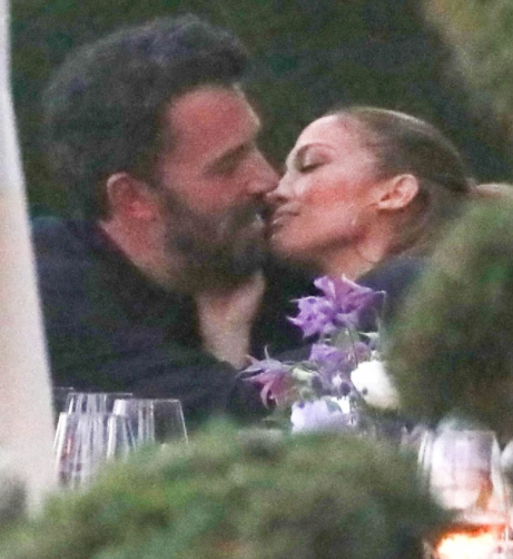 Jennifer Lopez and Ben Affleck seen kissing at dinner party after reuniting