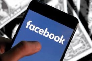 Facebook hits $1 trillion valuation for first time