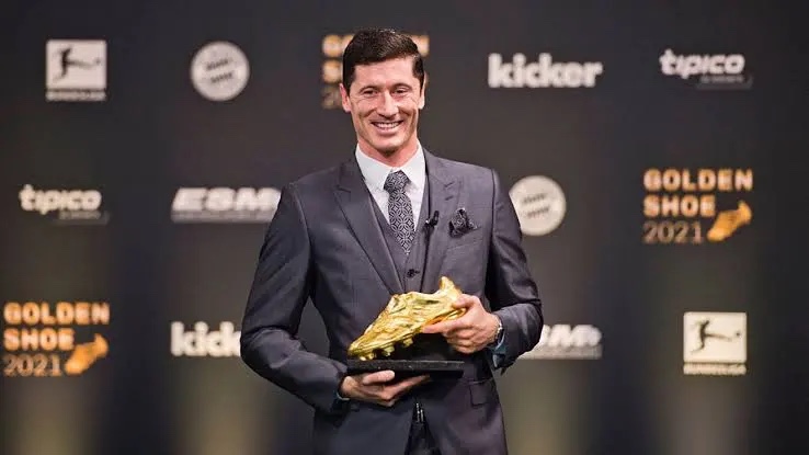 Lewandowski wins European Golden Shoe ahead of Messi, Ronaldo