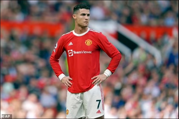 Footballer , Cristiano Ronaldo ‘worried’ by Manchester United’s transfer strategy