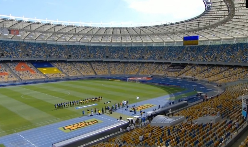 Ukraine Begins Football Season In Spite Of War