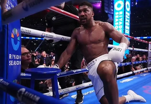 Anthony Joshua breaks silence following defeat