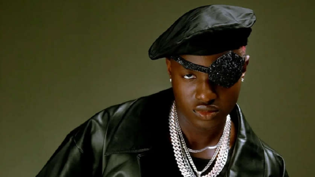 My mom has given me deadline to bring a woman – Ruger
