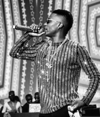 Wizkid’s Outfit Last Night For His Concert Was Inspired By Michael Jackson