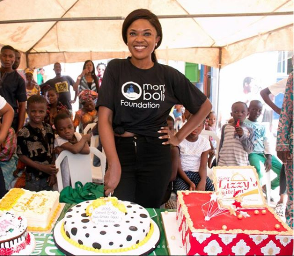Nollywood Actres Omoni Oboli Gives Back To The Society As She Sets Up A Soup Kitchen