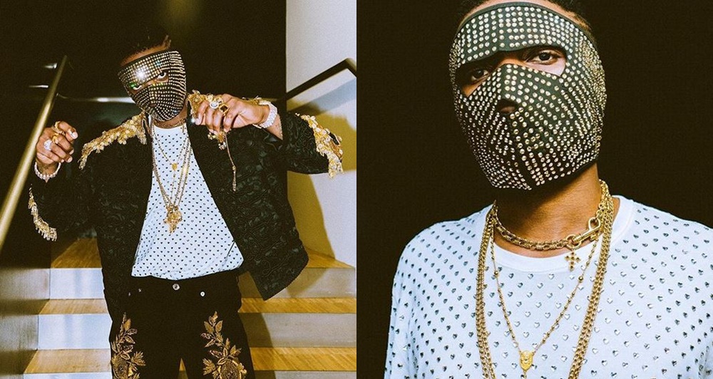 Nigerians React as Photos Of Wizkid Are Being Sold Online for N130k on The Internet