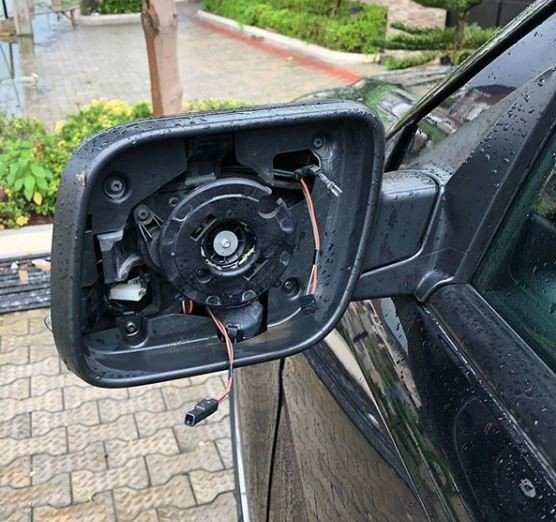 Waje Laments As She Loses This Valuable To Car Thieves