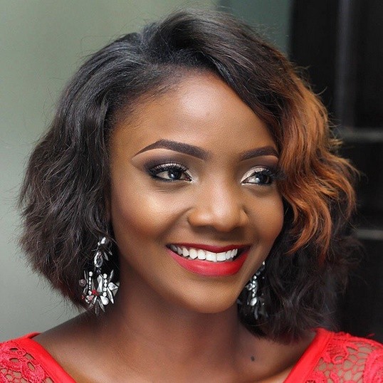Simi Set To Debut As An Actress In Mokalik