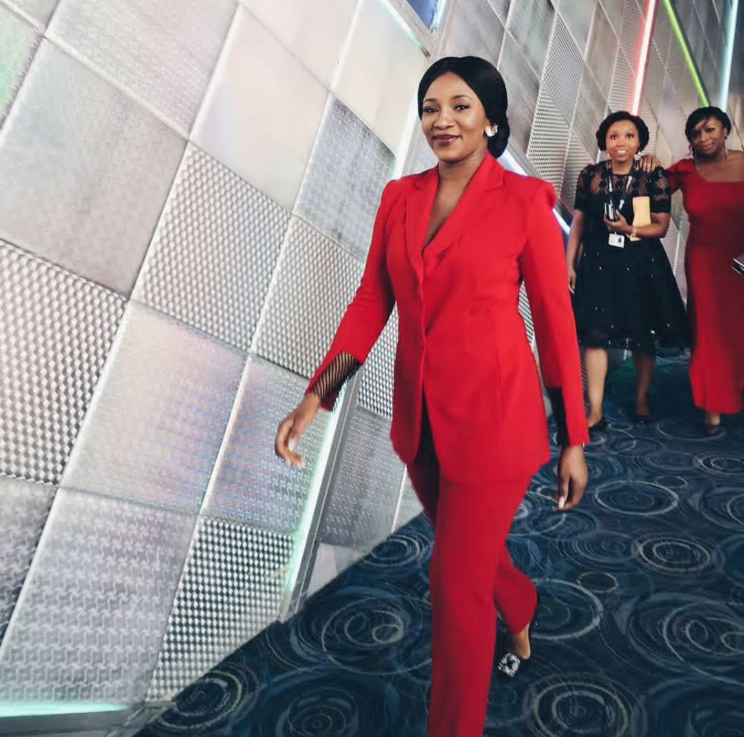 [PHOTOS] Genevieve Nnaji Is Hot In Red At TIFF Lion Heart Premiere