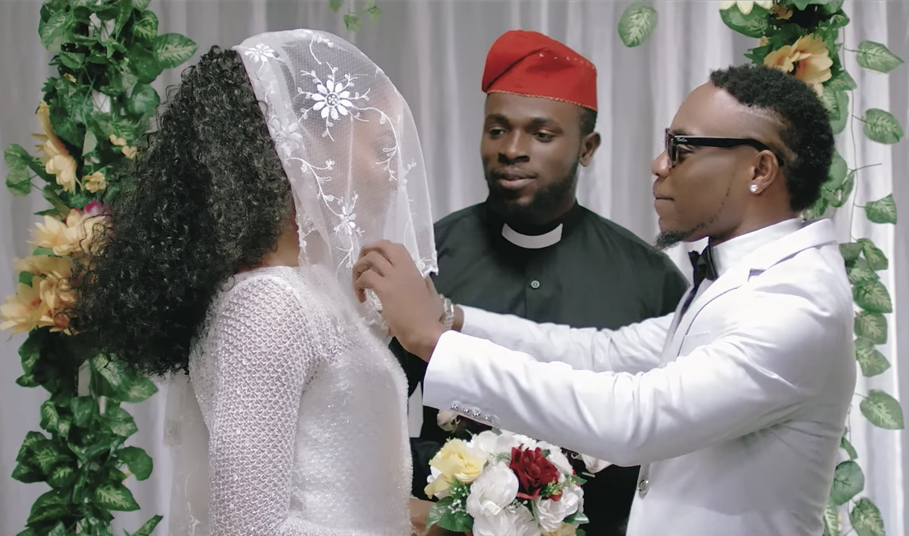 VIDEO: L.A.X – Panana