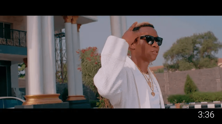 VIDEO: Soft – Money