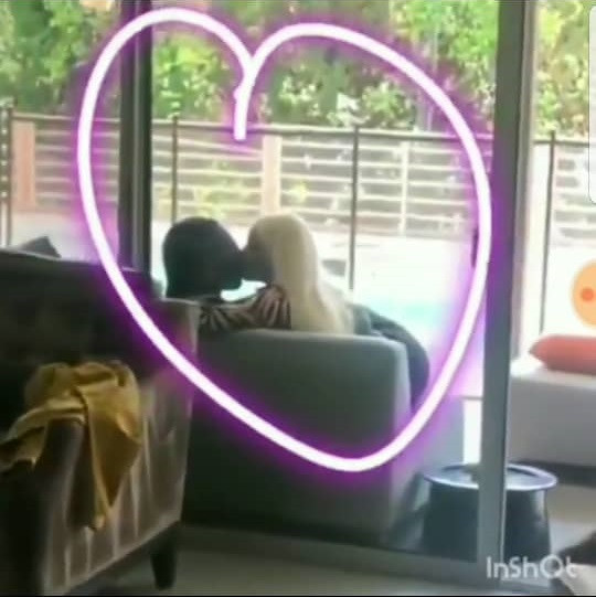 [VIDEO]Burna Boy And Steflon Don Share A Kiss