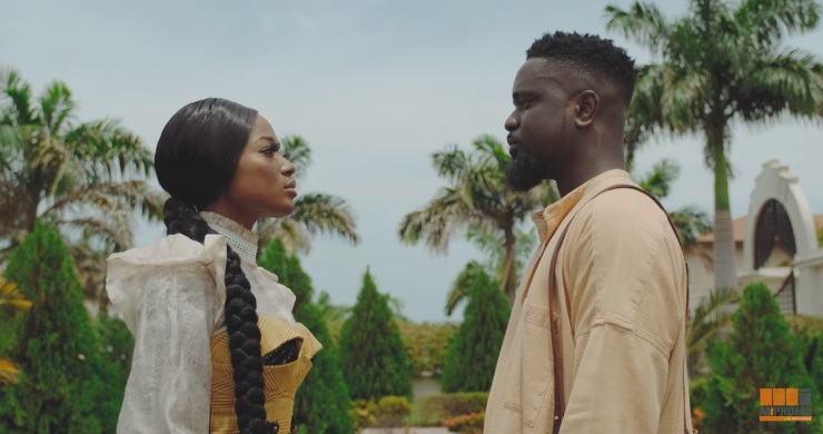 VIDEO: Sarkodie ft. Efya – Saara