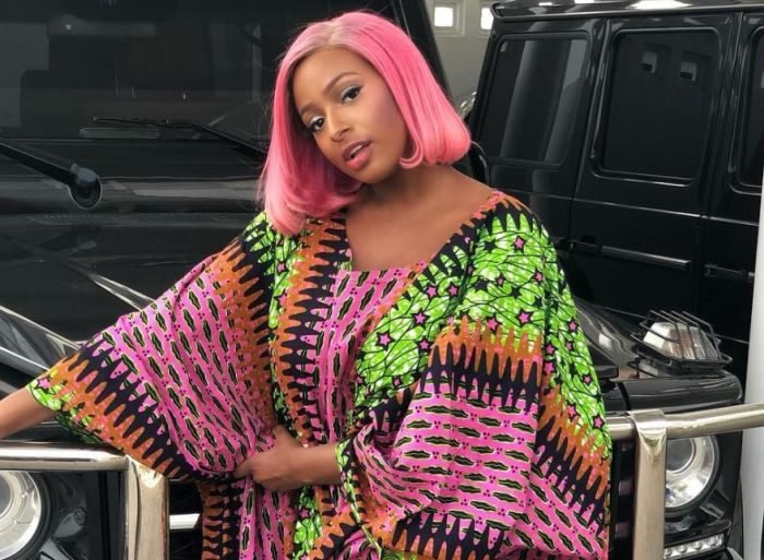 Anthony Joshua Gifts DJ Cuppy A Customized Neck-piece