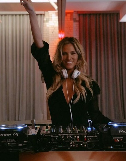 Man Utd legend Ryan Giggs ‘dating DJ Helen Stelling Holt’ who is 15 years his junior