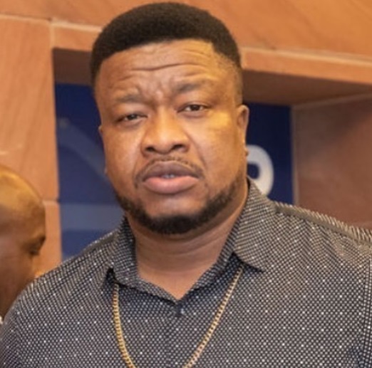 Miraculous! After 10 years of waiting, Nollywood actor, Browny Igboegwu and wife welcome baby girl