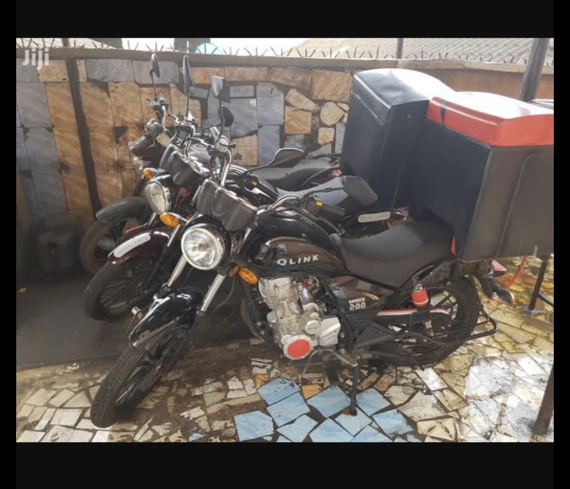 Is it not unimaginable seeing a tout asking you for road worthiness, hackney, license, insurance and autovin documents???