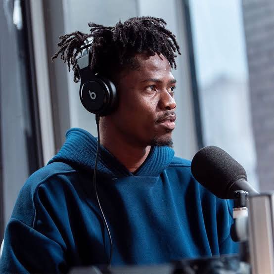 I Used To Sleep In A Kiosk With My Parents And Siblings – Ghanaian rapper Kwesi Arthur Discloses!