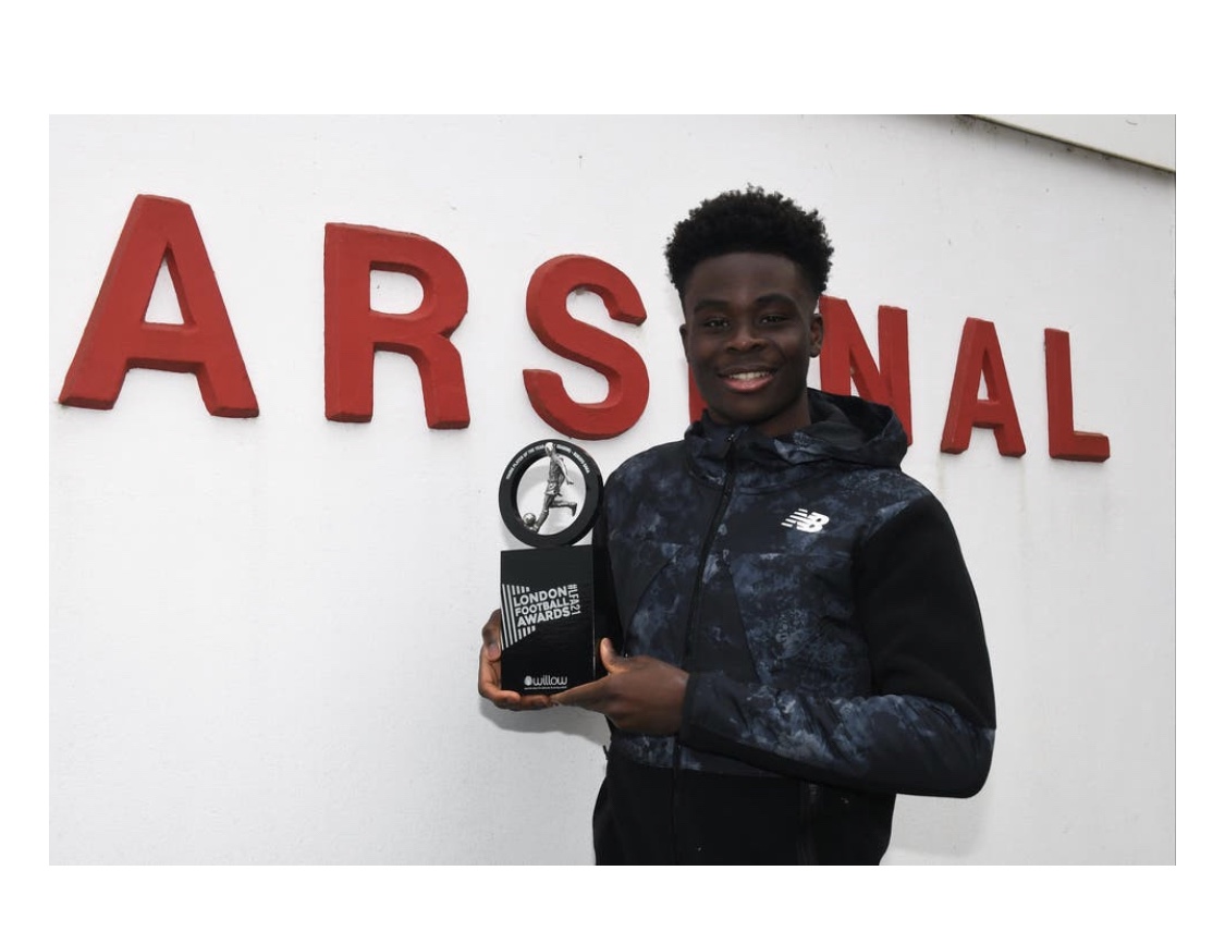 Arsenal winger, Bukayo Saka wins Young Player of the Year at 2021 London Football Awards