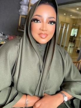 Actress Tayo Sobola becomes the queen mother of Uke Kingdom in Nasarawa [video]