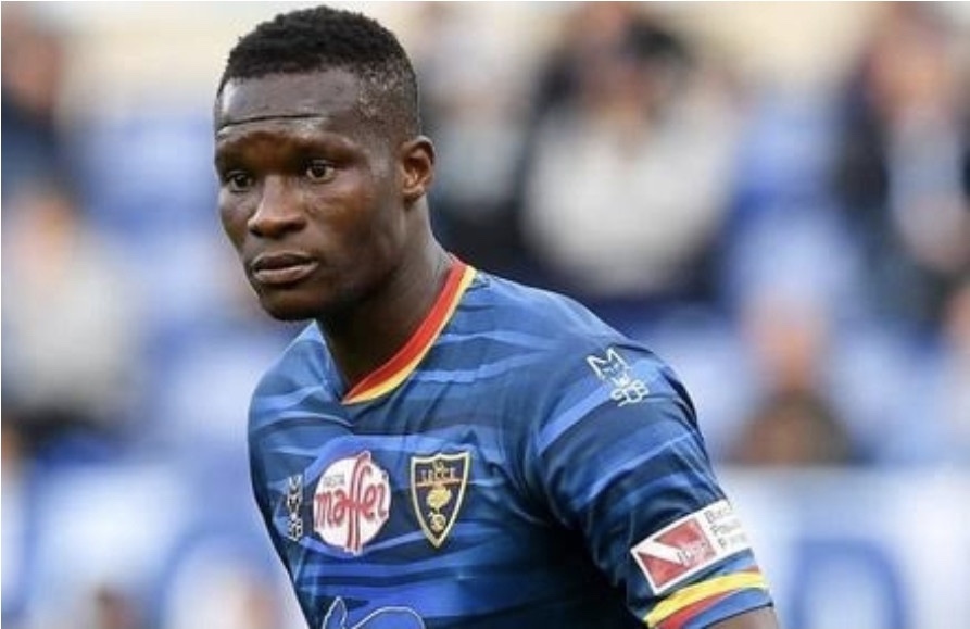 Senegal striker Babacar collapses in training after suffering heart spasm