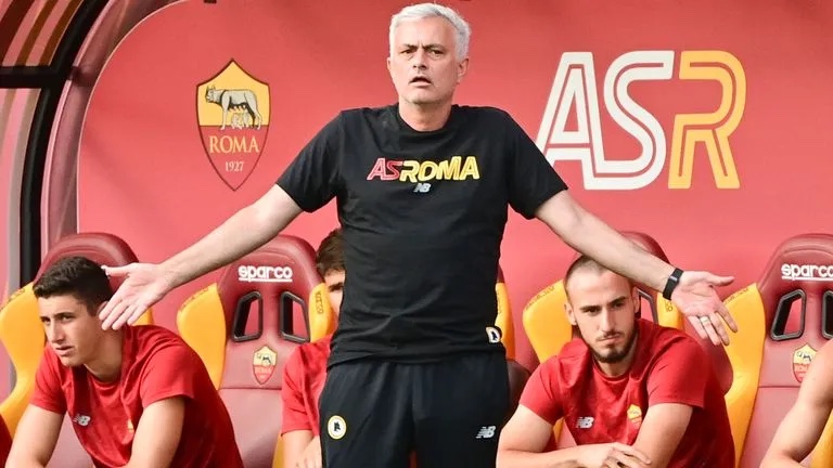 Jose Mourinho Wins 10-0 In First Game As Roma Boss