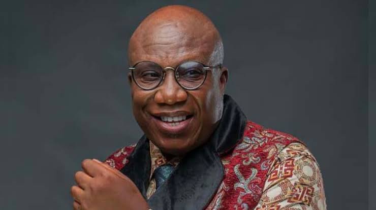 Veteran singer, Mike Okri contracts COVID-19 despite full vaccination