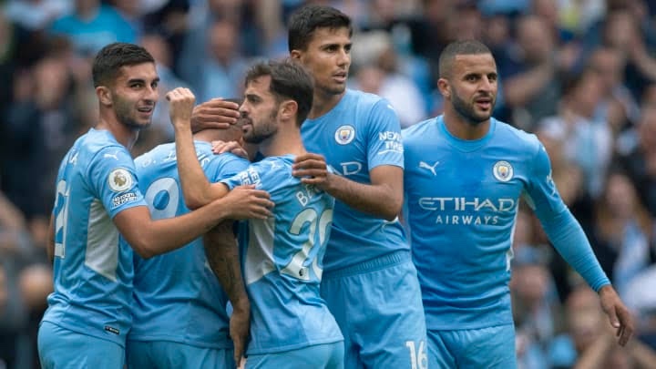 Manchester City crush Arsenal 5-0 at Etihad
