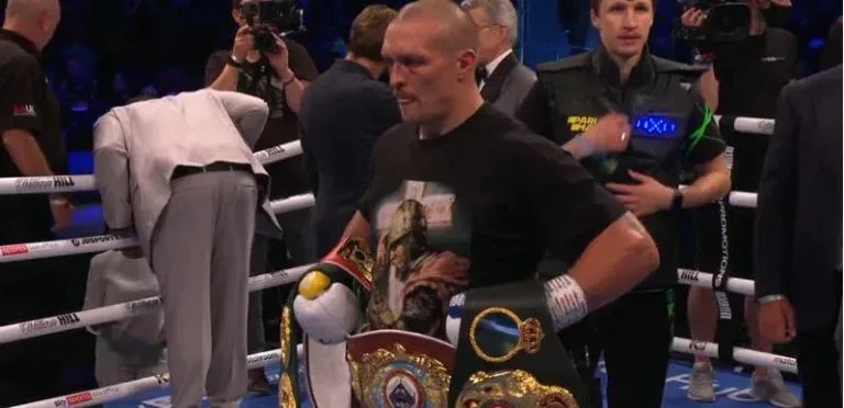 Oleksandr Usyk defeats Anthony Joshua, becomes heavyweight champion