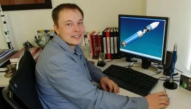 Elon Musk wants to quit Tesla to become social media influencer